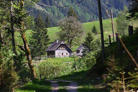 Angereralm-untertal 88729 2015-05-18.jpg